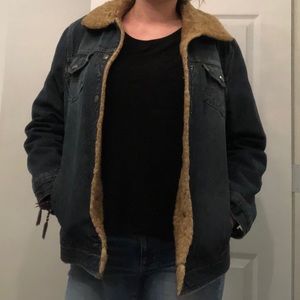 Cole B Jean jacket! Super cute great condition